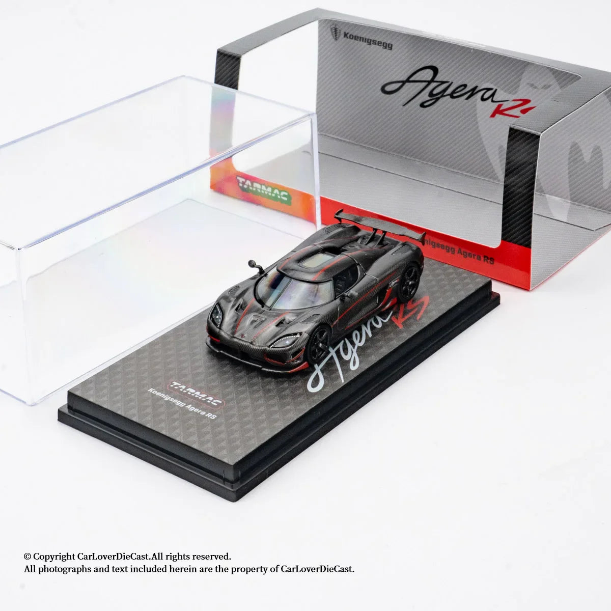 Tarmac Works Koenigsegg Agera RS 1:64 – Czarny Carbon / Czerwone Akcenty – Model Kolekcjonerski